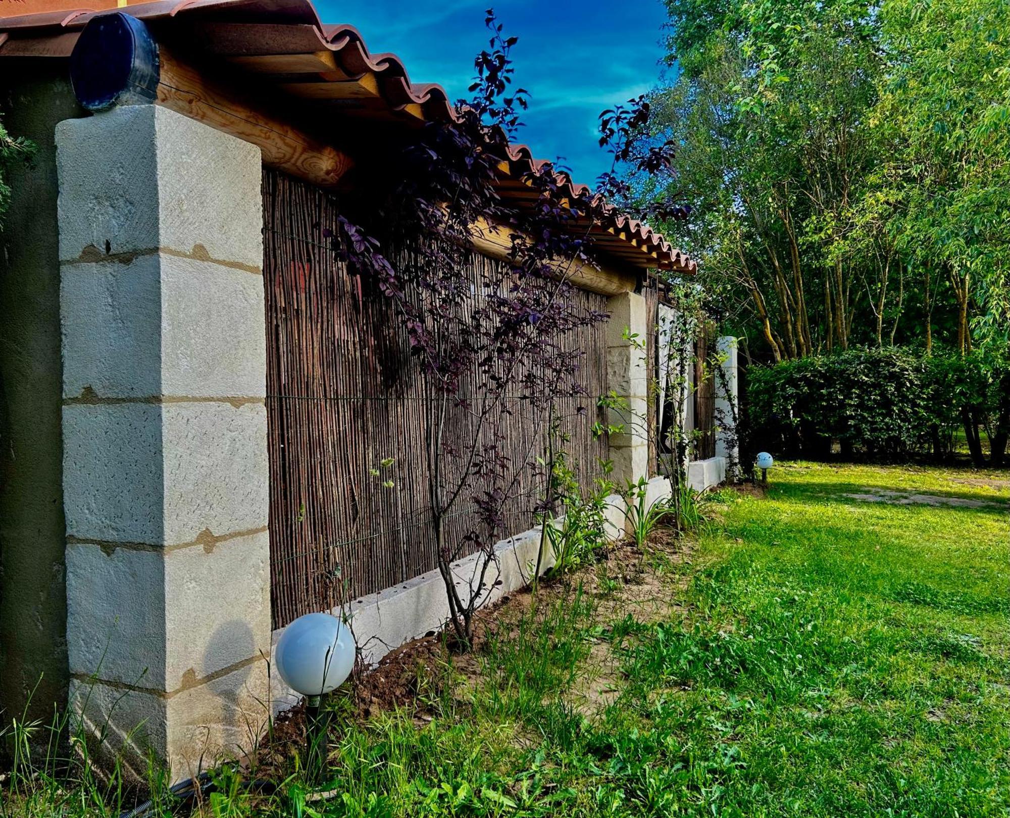 Villa Domaine Plan des Dévens à Roussillon en Isere Extérieur photo